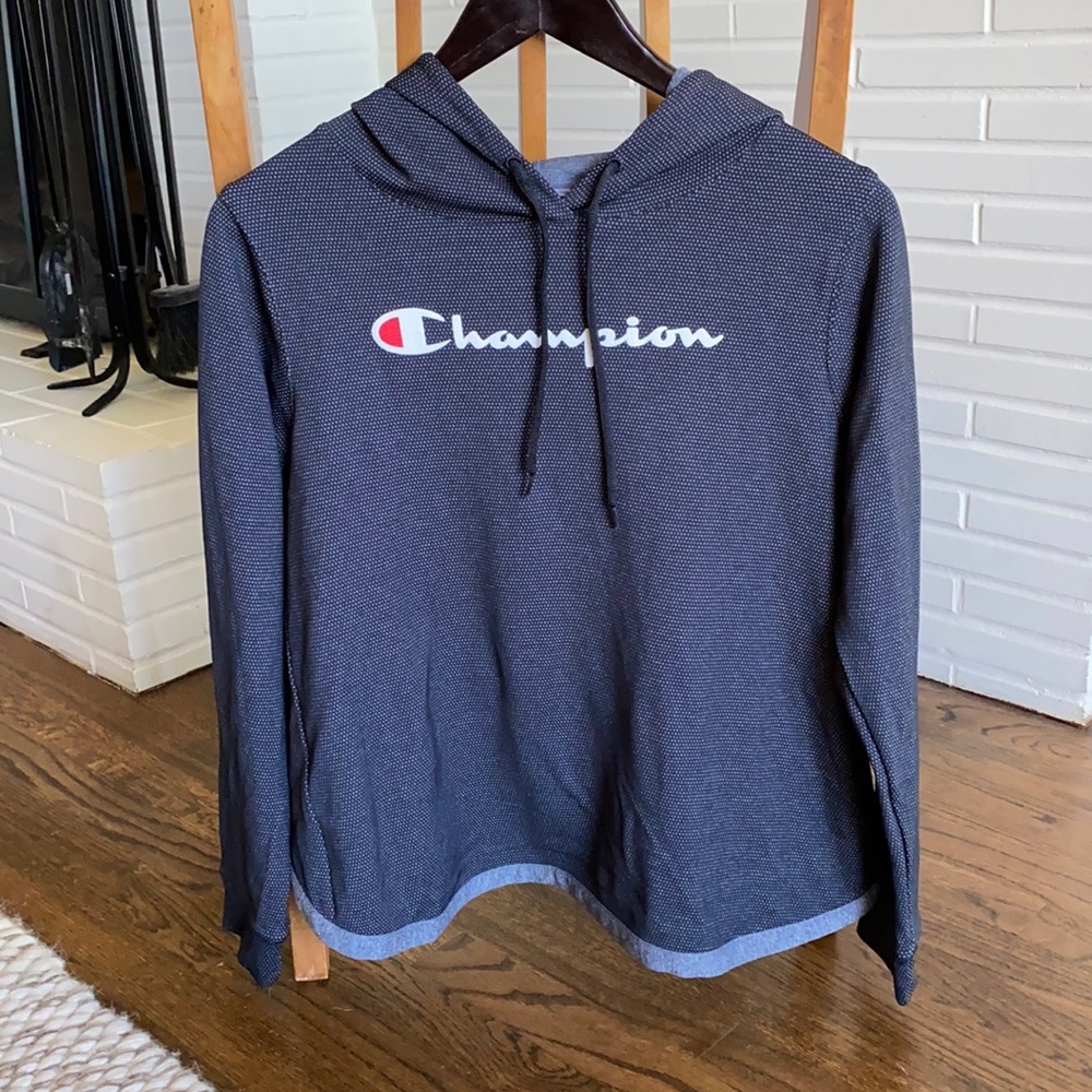 Champion open back long sleeve top size S
